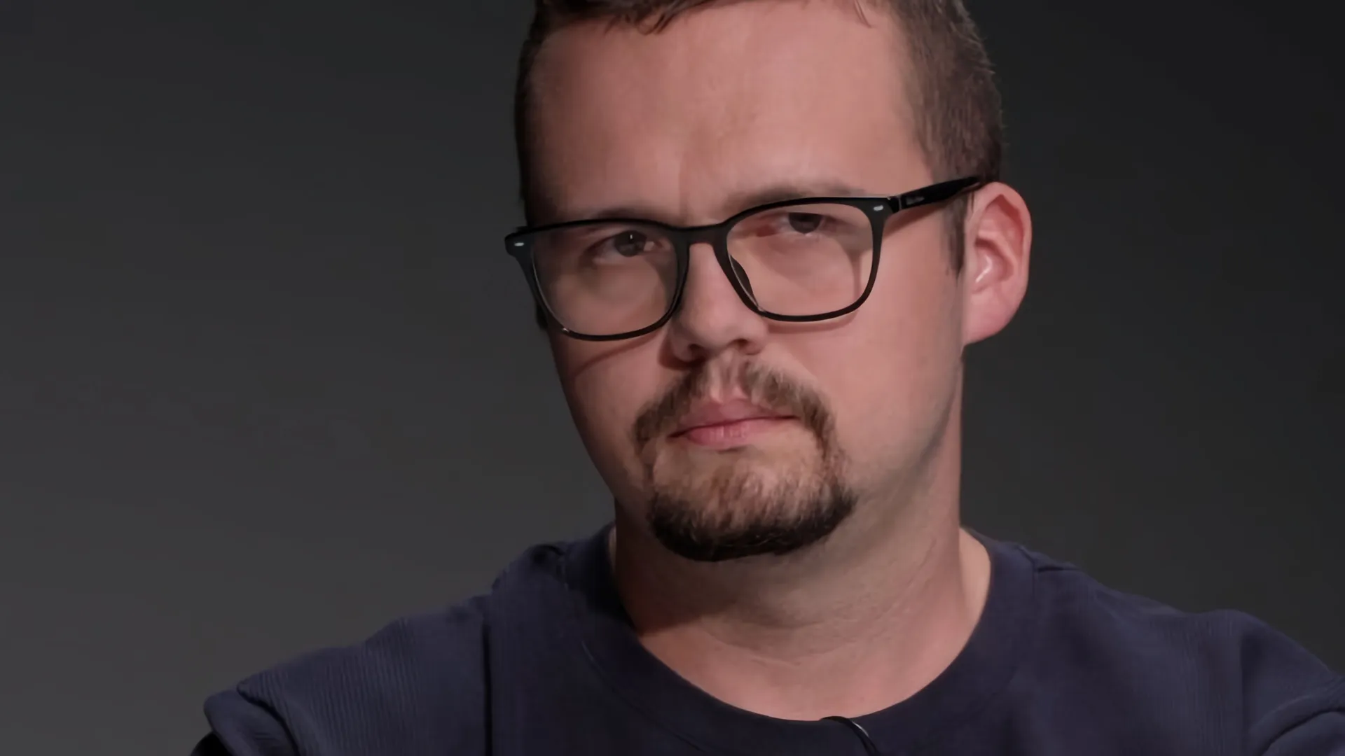 DVTV: Alex Mičáň