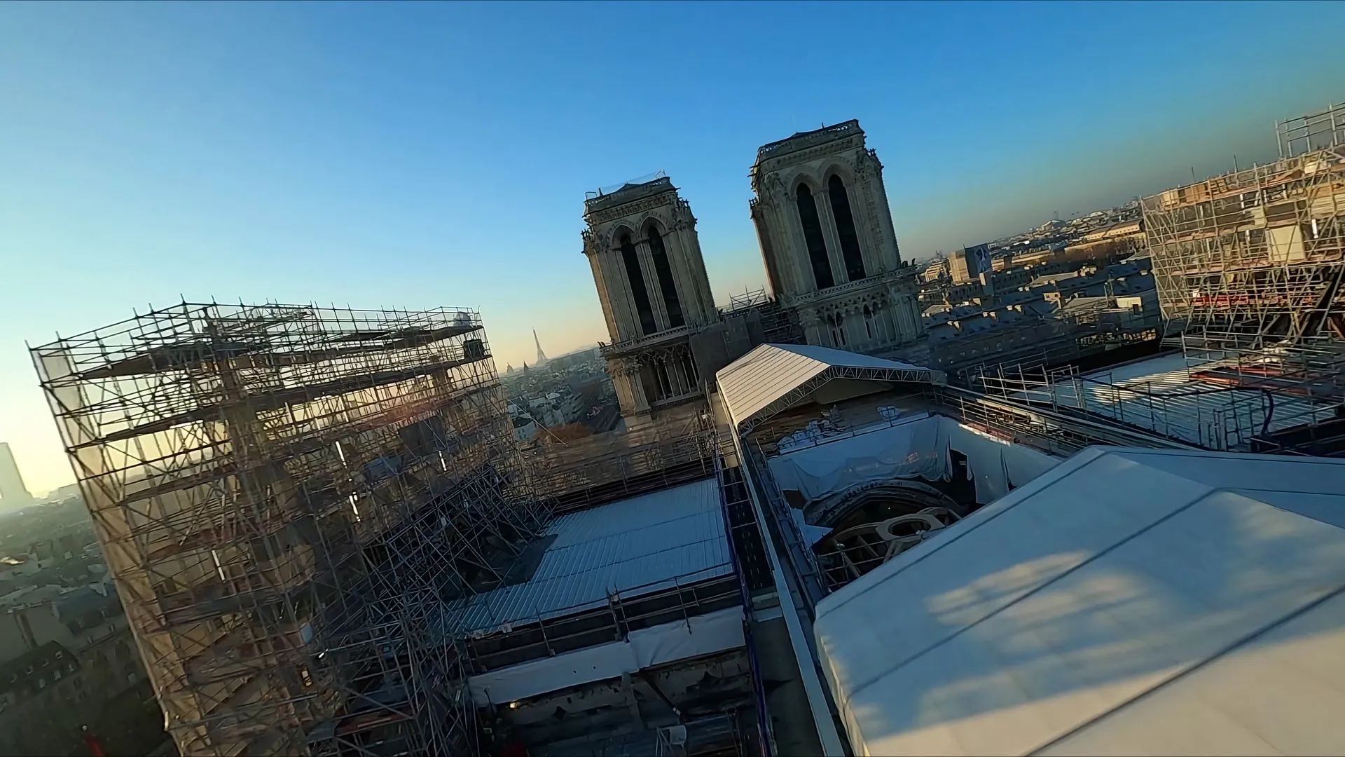 Znovuzrození Notre-Dame v Paříži