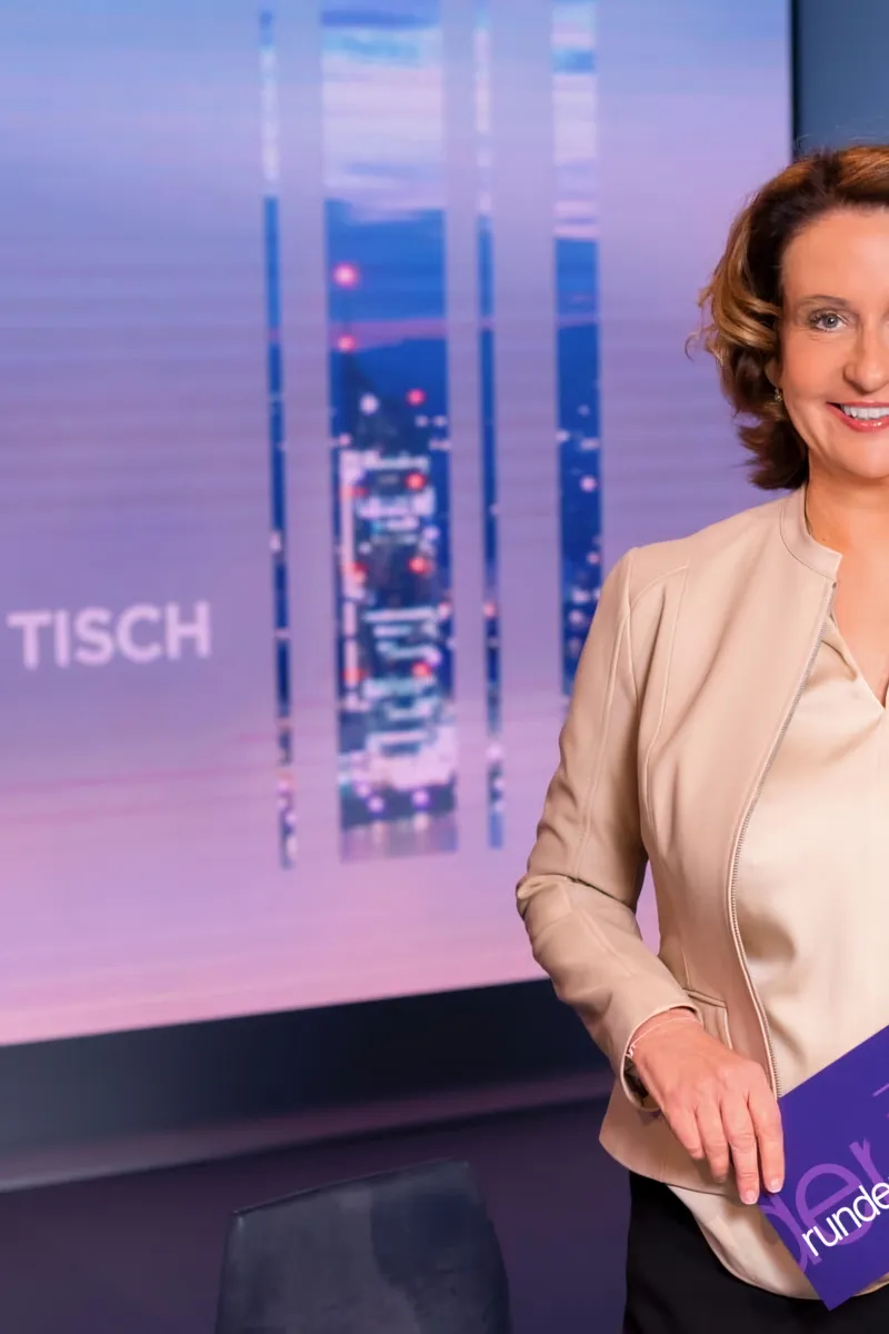 3 Am Runden Tisch – ein konstruktives Streitgespräch – plakát