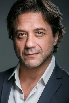 Enrique Arce