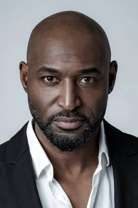 Adrian Holmes – fotografie