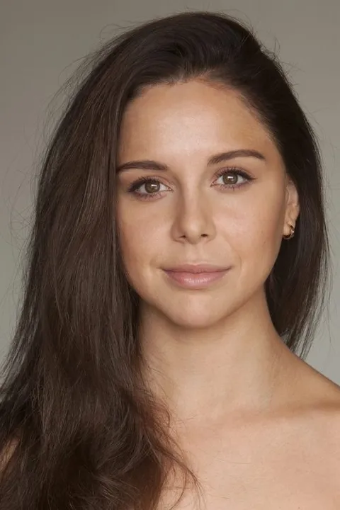 Makenzie Vega – fotografie