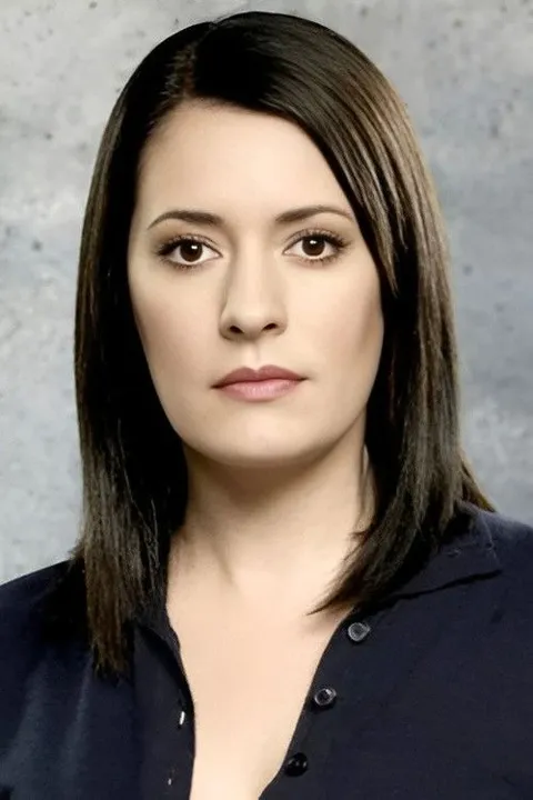 Paget Brewster – fotografie