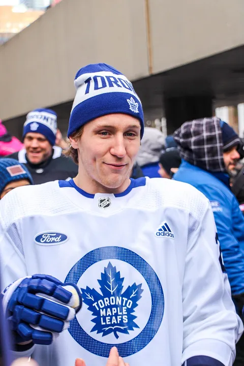 Travis Dermott – fotografie